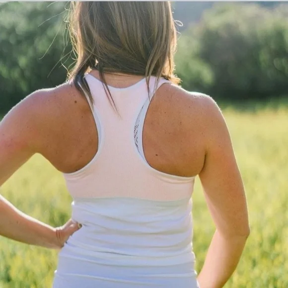 Zyia Active Freshness Racer Tank - Picture 2 of 10